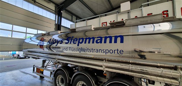 Aloys Siepmann Tankauflieger aus Edelstahl