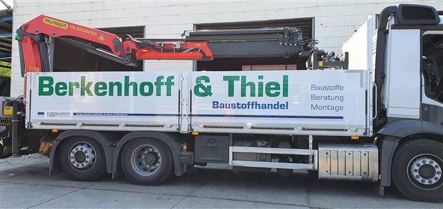 Berkenhoff und Thiel Baustoff-LKW