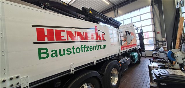 Hennecke Baustoffzentrum in der Werkhalle
