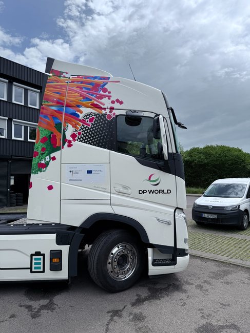 DP World E-Truck